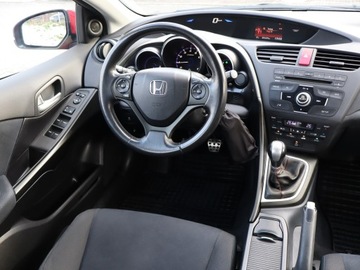 Honda Civic IX Hatchback 5d 1.8 i-VTEC 142KM 2012 Honda Civic 1.8 i-VTEC, Klima, Klimatronic, zdjęcie 6