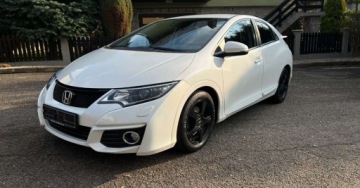 Honda Civic IX Hatchback 5d Facelifting 1.4 i-VTEC 100KM 2016