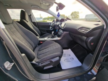 Peugeot 2016 Peugeot 308 1.2 115PS Po Liftingu Ksenon Kamera Navi Gwarancja 1.2 Benzyna, zdjęcie 26