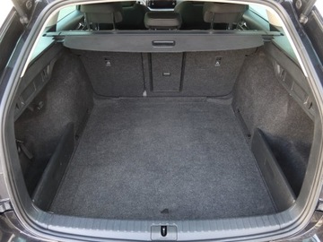 Skoda Octavia IV Kombi 2.0 TDI 150KM 2022 Skoda Octavia 2.0 TDI, Salon Polska, zdjęcie 13