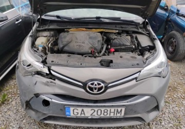 Toyota Avensis III Wagon Facelifting 2015 2.0 D-4D 143KM 2018 Toyota Avensis 2018r 2.0 DIESEL. Lekko uszkodzony prawy przod. VAT 23 brut, zdjęcie 4