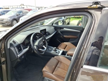Audi Q5 II SUV 2.0 TDI 190KM 2018 Audi Q5 2,0 TDI 190KM I-rej 2019 quattro skora navi alu kamera oplacony, zdjęcie 9