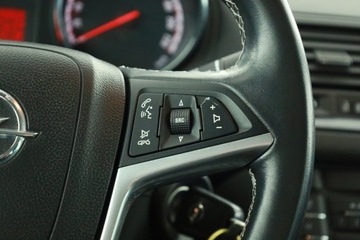 Opel Meriva II Mikrovan Facelifting 1.4 Twinport ECOTEC 100KM 2015 Opel Meriva 1.4 i, Klima, Klimatronic, Tempomat, zdjęcie 16