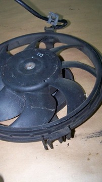 AUDI A4 B5 99R 1.8 VENTILÁTOR CHLADIČŮ
