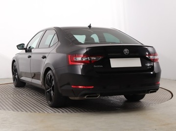 Skoda Superb III Liftback Facelifting 2.0 TSI 272KM 2019 Skoda Superb 2.0 TSI, Salon Polska, Serwis ASO, zdjęcie 3