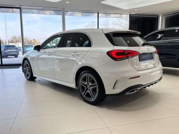Mercedes Klasa A W177/V177 Hatchback Plug-In 1.3 250e 218KM 2020 Mercedes-Benz Klasa A AMG Line Plug In Fotele kubelkowe Nawigacja Kame, zdjęcie 1