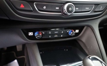 Opel Insignia II Sports Tourer 2.0 CDTI 170KM 2019 Opel Insignia Opel Insignia 2.0 Exclusive 2.0 Diesel 170KM, zdjęcie 10