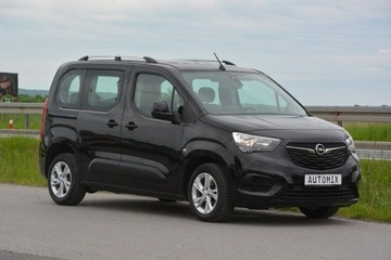 Opel Combo E Kombivan 1.2 Turbo 110KM 2019 Opel Combo 1.2 Turbo 7 osobowy nawi led kamera gwa, zdjęcie 8
