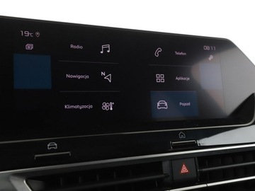 Citroen C4 III SUV 1.2 PureTech 130KM 2022 Citroen C4 automat skóra head-up navi kamera, zdjęcie 22