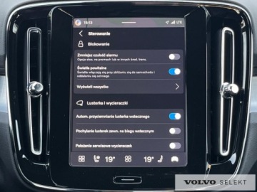 Volvo XC40 Crossover Facelifting 2.0 B4 197KM 2025 Volvo XC 40 FV23% SalonPL B4B Plus Black Edition W, zdjęcie 22