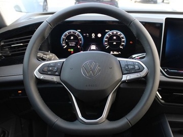 Volkswagen Tiguan III 2025 VOLKSWAGEN Tiguan Life Plus 1.5 eTSI DSG Suv 150KM 2025, zdjęcie 9