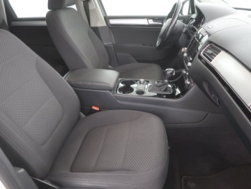 Volkswagen Touareg II SUV 3.0 V6 TDI BlueMotion  245KM 2014 VW Touareg 3.0 TDI, Salon Polska, Serwis ASO, zdjęcie 8