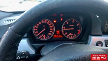 BMW Seria 3 E90-91-92-93 Limuzyna E90 318d 143KM 2010 BMW Seria 3 318 M-pakiet 2.0 Diesel 143KM, zdjęcie 20