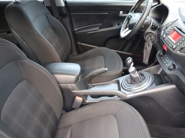 Kia Sportage III SUV 1.6 GDI 135KM 2010 Kia Sportage 1.6 GDI, Klima, Parktronic, zdjęcie 8