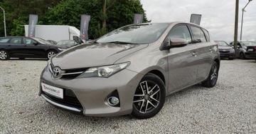 Toyota Auris II Hatchback 5d D-4D 125 124KM 2015 Toyota Auris 2.0D 124KM klima kamera grzanewentylowane fotele czujniki gwa, zdjęcie 8
