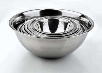 Глубокая стальная миска 22см