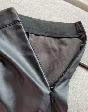 Hugo Boss spodnie z eco skóry 42