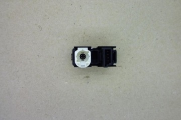 PŘÍDAVNÉ SPONA MULTIMEDIA (AUX/USB) BMW 3 TOURING (F31) 84109229246