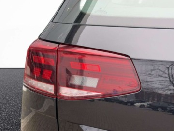 Volkswagen Passat B8 Variant Facelifting 1.5 TSI EVO 150KM 2023 Volkswagen Passat Variant 1.5 TSI Evo Business DSG FV 23 gwarancja 1.5, zdjęcie 9