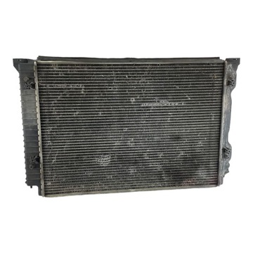 AUDI A4 B7 A6 C6 CHLADIČ VODY KAPALINY CHLADÍCÍHO MOTORU 8E0121251M