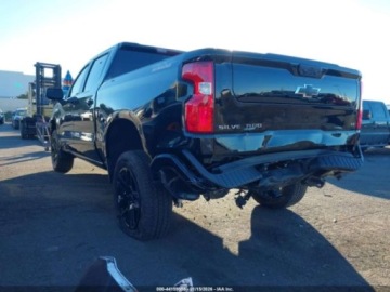 Chevrolet Silverado II 2025 Chevrolet Silverado 1500 Short Bed Lt Trail Boss 2025 5.3 Benzyna 355KM, zdjęcie 3