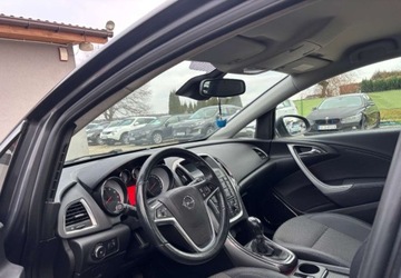 Opel Astra J Sports Tourer 1.4 Turbo ECOTEC 120KM 2011 Opel Astra Samochod z gwarancja 1.4 Benzyna 120KM, zdjęcie 12