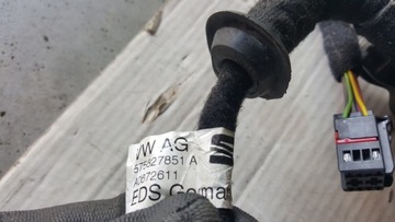 LEVÝ VZPĚRA/TLAKOVAČ KRYT KUFRU SEAT ATECA 575827851A DEMONTÁŽ ORIGINÁLNÍ