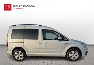 Volkswagen Caddy IV Kombi Maxi 2.0 TDI SCR BlueMotion Technology 150KM 2016 Volkswagen Caddy SalonPL Comfortline 2.0TDI 150KM DSG Hak WEBASTO Kamera A, zdjęcie 5