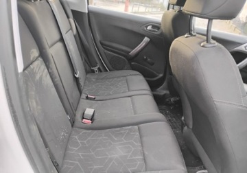 Peugeot 2008 I SUV Facelifting 1.6 BlueHDi 99KM 2016 Peugeot 2008 2016r, 1.6HDI. Uszkodzony lewy tyl. Jezdzi. 1.6 Diesel 99KM, zdjęcie 8
