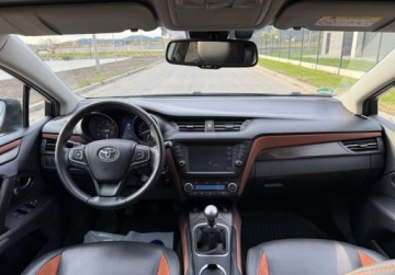Toyota Avensis III Wagon Facelifting 1.8 Valvematic 147KM 2015 Toyota Avensis EditionS 1.8i 147ps 6Biegow BRAZOWA NawiKamera PelnySerwisA, zdjęcie 21