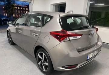 Toyota Auris II 2016 Toyota Auris 1.8 136 KM Hybrid Gwarancja Fabryczna ASO do maja 2026 1.8, zdjęcie 6