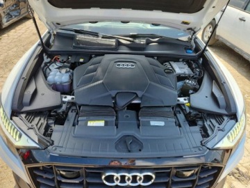 Audi Q8 2021 Audi Q8 Prestige S-Line 2021 3.0 Benzyna 335KM, zdjęcie 6