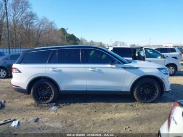 Lincoln Aviator 2022 Lincoln Aviator Reserve, 2022r., 4x4, 3.0L 3.0 Benzyna 400KM, zdjęcie 4