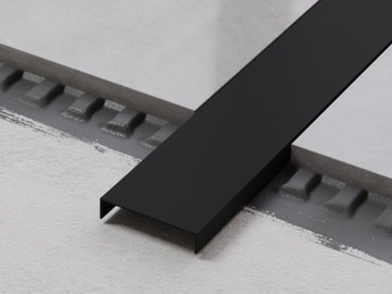 LISTWA STALOWA U CZARNY PROSZEK MAT 4cm x 244cm