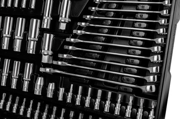 НАБОР ТОРЦЕВЫХ КЛЮЧЕЙ Торцевые ключи YATO 216e