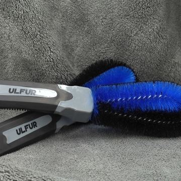 ULFUR RimRage Wygodna Szczotka do Mycia Felg i Kołpaków 28cm UF15132