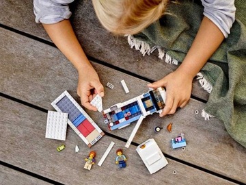 LEGO City 60283 Отдых на колесах + подарочная сумка