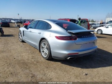 Porsche Panamera II Liftback 3.0 330KM 2018 Porsche Panamera 4 2018 3.0l 3.0 Benzyna 330KM, zdjęcie 3