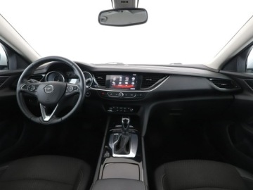 Opel Insignia II Sports Tourer 1.5 Turbo 165KM 2018 Opel Insignia INNOVATION automat półskóra navi, zdjęcie 14