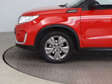 Suzuki Vitara III SUV Facelifting 1.4 BoosterJet 140KM 2019 Suzuki Vitara 1.4 BoosterJet, Salon Polska, 4X4, zdjęcie 14