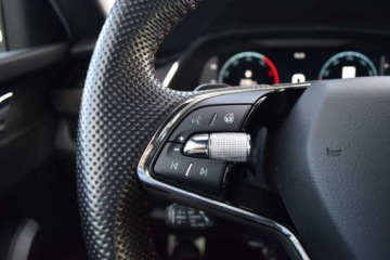 Skoda Octavia IV RS Kombi 2.0 TDI SCR 200KM 2022 Skoda Octavia RS Combi 200KM TDI DSG Hak Virtual LED Matrix WEBASTO VAT23, zdjęcie 13