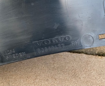 STOPIEŃ STOPNICA WNĘKA RH VOLVO FH4 82819477