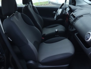 Nissan Note I Mikrovan Facelifting 1.4 88KM 2011 Nissan Note 1.4, Klima, zdjęcie 8