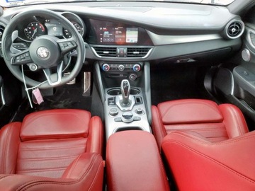 Alfa Romeo Giulia II Sedan Facelifting 2.0 Turbo 280KM 2023 Alfa Romeo Giulia Ti 2023 2.0l 2.0 Benzyna 280KM, zdjęcie 8