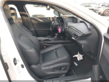 Lexus UX 2021 Lexus UX 2021 Lexus UX 250h AWD 2.0 Hybryda 181KM, zdjęcie 9