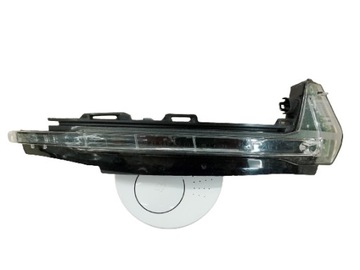 Kierunkowskaz lusterka prawy AUDI A1 2011-2018 8X0