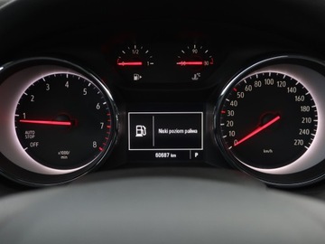 Opel Insignia II Sports Tourer 1.5 Turbo 165KM 2018 Opel Insignia 1.5 Turbo, Salon Polska, zdjęcie 10