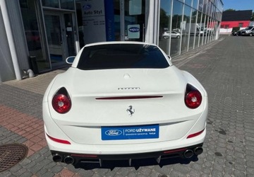 Ferrari California 2017 Ferrari California Ferrari California 3.9 Benzyna 560KM, zdjęcie 3