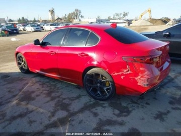 Alfa Romeo Giulia II Sedan Facelifting 2.0 Turbo 280KM 2020 Alfa Romeo Giulia 2020 Alfa Romeo Giulia RWD 2.0 Benzyna 280KM, zdjęcie 2