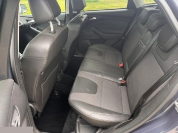 Ford Focus III Hatchback 5d 1.6 EcoBoost 150KM 2011 Ford Focus 1.6 EcoBoost Start-Stopp-System Titanium 150KM 2011r, zdjęcie 16
